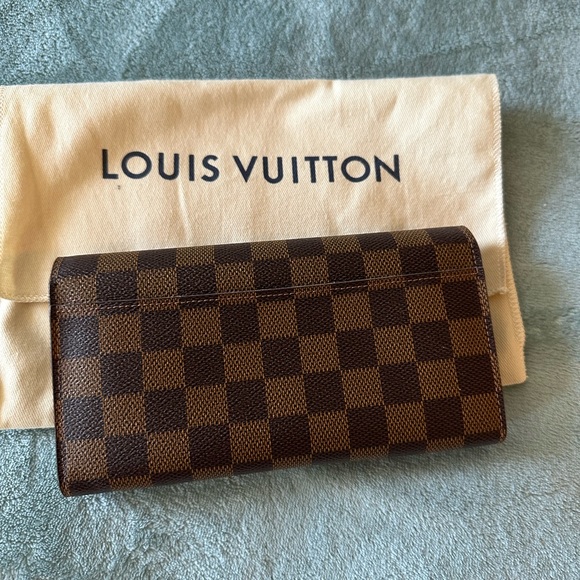 Louis Vuitton damier ebene Sarah wallet - Picture 14 of 16